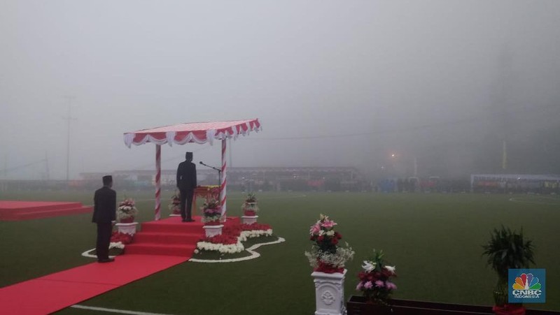 Jonan jadi menteri ESDM pertama yang memimpin upacara bendera kawasan tambang Freeport Papua.