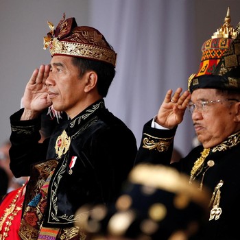 Pakai Baju Adat Bali Jokowi Pimpin Upacara Kemerdekaan RI