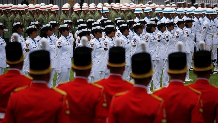 Indonesia President Joko Widodo walks after greet the commander of ceremony for celebrating Indonesia's 74th Independence Day at the Presidential Palace in Jakarta, Indonesia, August 17, 2019. REUTERS/Willy Kurniawan