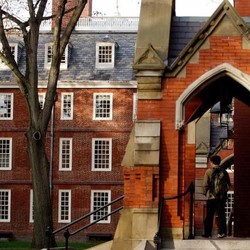 Setuju Enggak Kalau Kampus Harvard-NUS Cs Buka Cabang di RI?