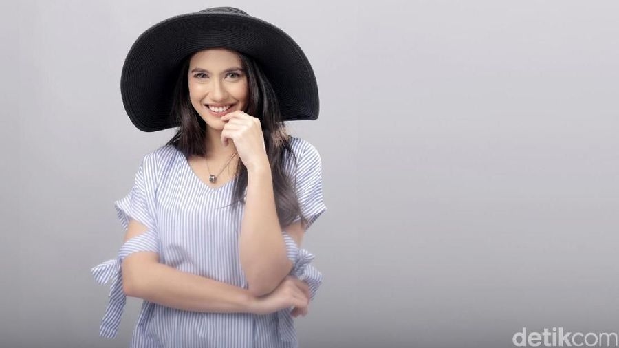 Sejak beberapa bulan terakhir, Pevita berjuang membentuk tubuhnya untuk menjadi Sri Asih 