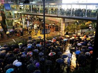 Uang, Kekuasaan, & Media, Jadi Strategi Redam Demo Hong Kong?