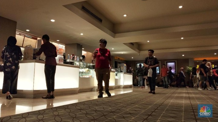 BIOSKOP TIM TUTUP Bioskop jaringan XXI yang berada di kawasan Taman Ismail Marzuki (TIM), Jakarta, akan berhenti beroperasi mulai Senin (19/8) besok. Rencananya, bangunan bioskop XXI ini masuk dalam proyek revitalisasi TIM. (CNBC Indonesia/Andrean Kristianto)