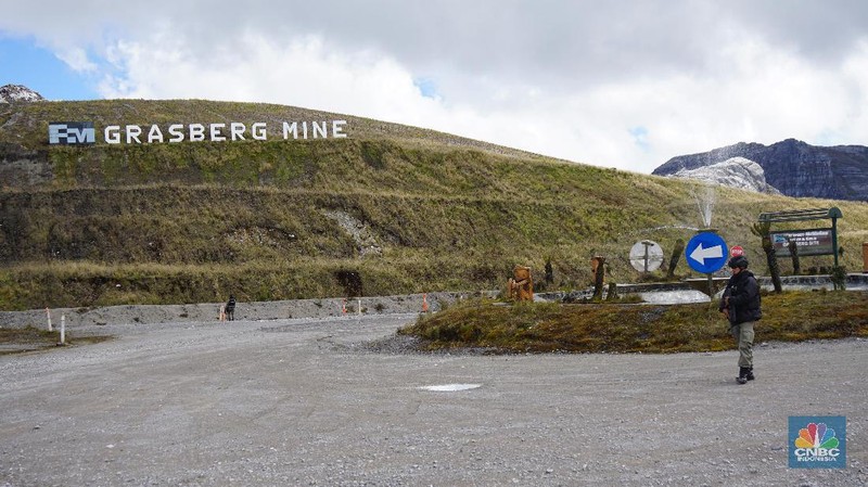 Aktivitas di tambang Grasberg open pit masih berlangsung. Operasi penambangan ditargetkan akan dihentikan pada area open pit pada triwulan III-2019.