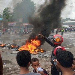 Blokir Akses Internet Papua, Jokowi & Rudiantara Digugat