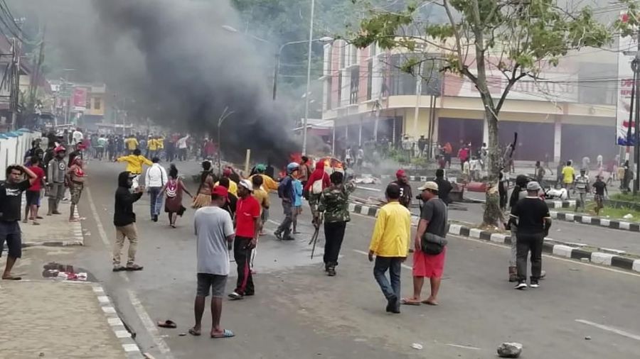 Kominfo memutuskan untuk melakukan pemblokiran data internet di Papua dan Papua Barat sejak Rabu (21/8/2019).