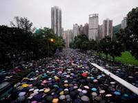 Buset, Kekayaan Crazy Rich Hong Kong Raib US$ 15 M
