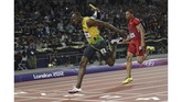 Rekor baru lain yang berhasil dibukukan Usain Bolt adalah nomor estafet 4x100 meter di Olimpiade 2012 di London. Bersama Yohan Blake, Michael Frater, dan Nesta Carter, Bolt mencatatkan rekor baru 36,84 detik. (ADRIAN DENNIS / AFP)