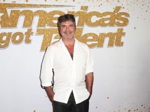 Kematian Liam Payne Bikin Hati Simon Cowell Berantakan
