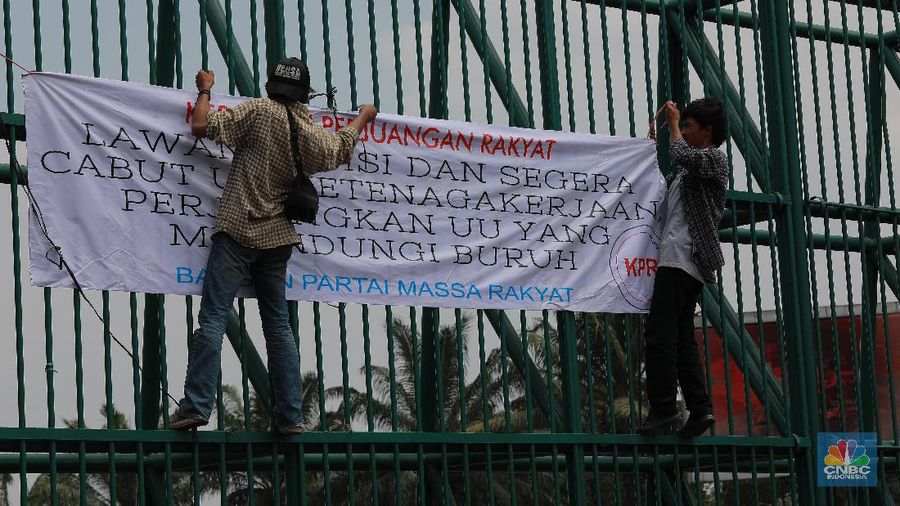 Buruh akan kembali turun ke jalan, setelah sehari pelantikan anggota DPR.