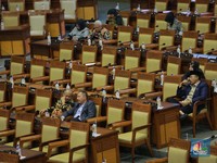 Hapus Pensiun Anggota DPR, Ganti Dengan Uang Terima Kasih!