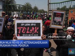 Demo Buruh Protes Perihal Revisi UU Ketenagakerjaan