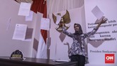 Foto-foto yang ditampilkan di instalasi pameran ini pun beragam, berwarna, dan hitam putih yang memperlihatkan sisi humanis dan gaya bekerja setiap presiden RI dari mulai Sukarno hingga Jokowi saat masih menjabat. (CNN Indonesia/Bisma Septalisma)