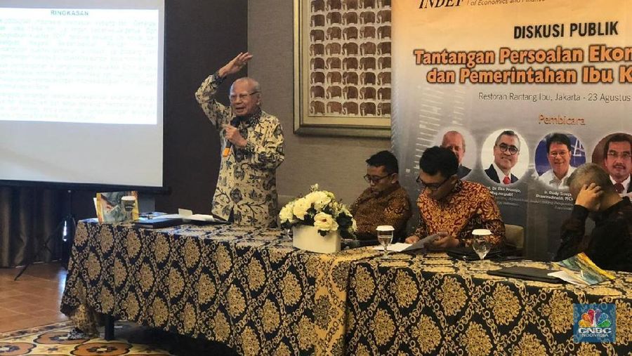 Rencana Presiden Joko Widodo (Jokowi) memindahkan Ibu Kota ke Kalimantan mendapat tanggapan kritis dari kalangan akademisi.