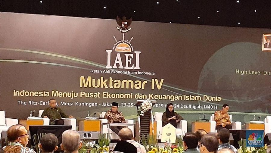 Ikatan Ahli Ekonomi Islam Indonesia (IAEI) menggelar High Level Discussion & Opening Ceremony Muktamar IV IAEI di The Ritz-Carlton Hotel Jakarta.