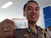 Polri Bakal Keluarkan SIM Sakti, Bisa Simpan Uang Juga!