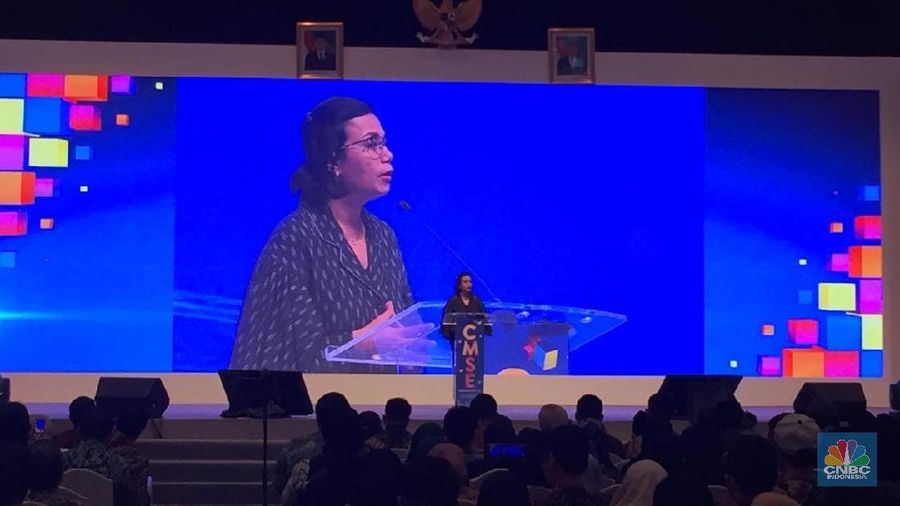 Kartu pra kerja merupakan suatu kebijakan yang bisa menjadi pembekalan kepada para calon pekerja dan pengangguran serta korban PHK.