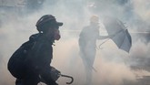 Aksi itu menuntut pemerintah menganulir peraturan yang membolehkan pelanggar hukum di Hong Kong diekstradisi ke China daratan. (REUTERS/Tyrone Siu)