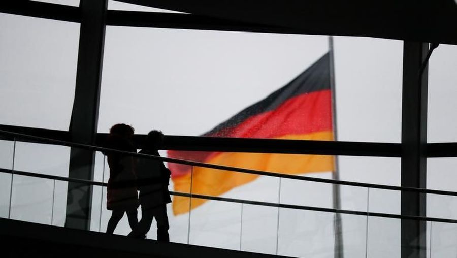 Jerman miliki beberapa cara untuk menekan angka kematian akibat virus corona, di antaranya yaitu tes massal dan lockdown.