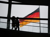 Jerman Terbitkan Obligasi Tanpa Bunga, Kok Ada yang Mau Beli?