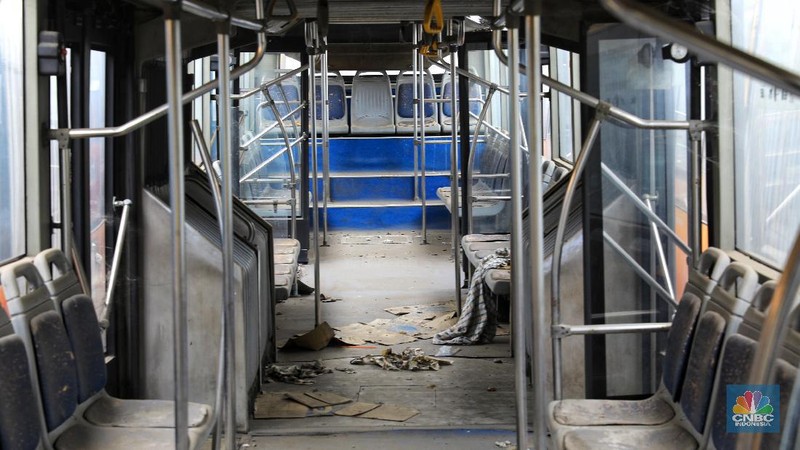 Bus legendaris tersebut merupakan generasi pertama saat Transjakarta pertama kali dijajal, 2014 silam.