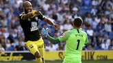 Tim tamu lain yang berjaya di pekan ini adalah Southampton setelah mengalahkan Brighton and Hove Albion 2-0 di AMEX Arena. Moussa Djenepo dan Nathan Redmond (kiri) mencetak gol kemenangan untuk Soton. (Steven Paston/PA via AP)