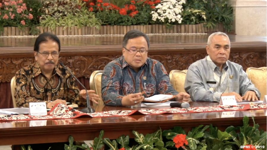 Merespons banyak pemberitaan terkait kepemilikan lahan di calon ibu kota Indonesia oleh ketiga tokoh tersebut