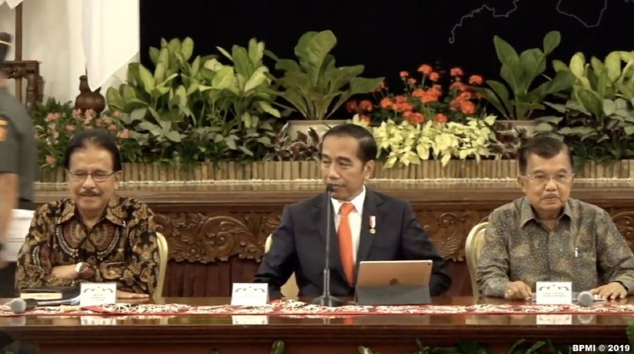 Jokowi melayangkan surat ke DPR soal ibu kota pindah ke Kaltim.