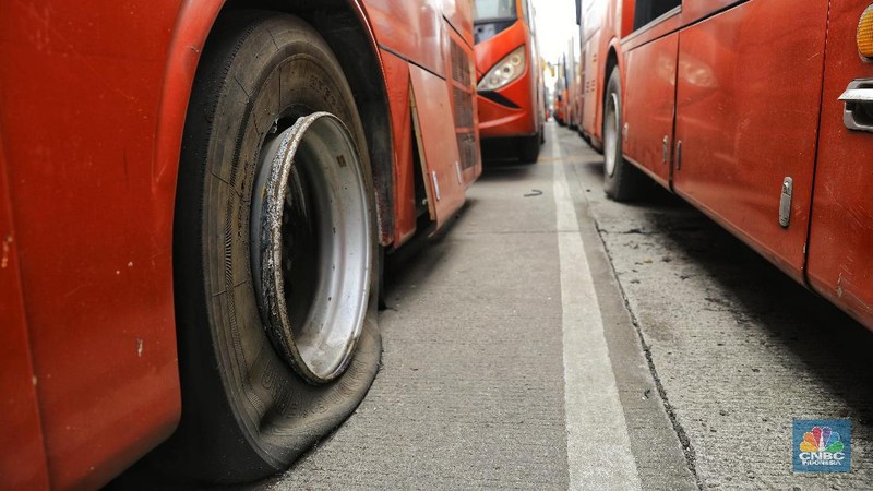 Bus legendaris tersebut merupakan generasi pertama saat Transjakarta pertama kali dijajal, 2014 silam.