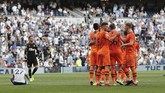 Hasil tidak terduga terjadi di Stadion Tottenham setelah Tottenham Hotspur dikalahkan Newcastle United 0-1. Striker Joelinton menjadi pahlawan kemenangan Newcastle lewat gol semata wayangnya di menit ke-27. (AP Photo/Frank Augstein)