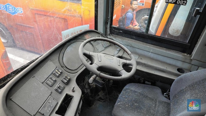 Bus legendaris tersebut merupakan generasi pertama saat Transjakarta pertama kali dijajal, 2014 silam.