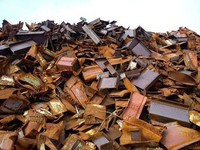 Amman Mineral Jualan Besi Bekas, Laku Ribuan Ton!