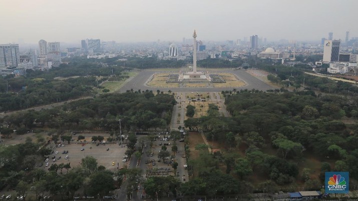 Suasana gedung bertingkat di Jakarta, Selasa (27/8/2019). (CNBC Indonesia/Andrean Kristianto)