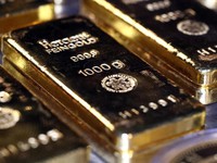 Waduh! Perundingan AS-China Belum Mulai, Harga Emas Sudah KO