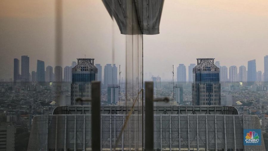 Suasana gedung bertingkat di Jakarta, Selasa (27/8/2019). (CNBC Indonesia/Andrean Kristianto)