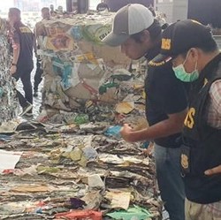 Tega! Impor Sampah RI 'Disusupi' Bekas Infus Hingga Pamper