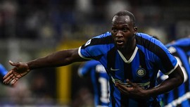 Bawa Inter Menang, Lukaku 'Diserang' Fan Cagliari