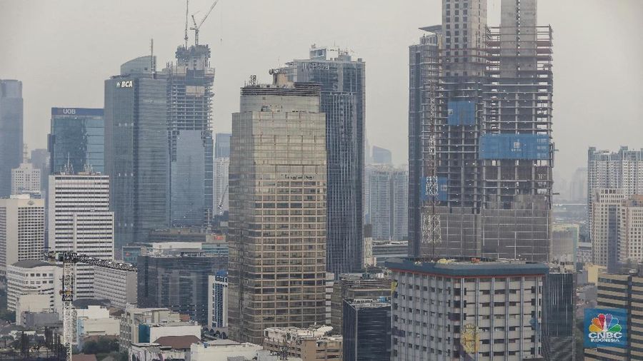 Suasana gedung bertingkat di Jakarta, Selasa (27/8/2019). (CNBC Indonesia/Andrean Kristianto)