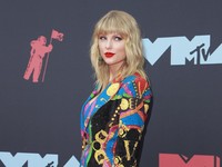 15 Penyanyi Terkaya Dunia 2023, Ada Taylor Swift & Beyonce