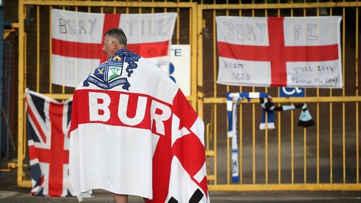 Momen Haru Klub Sepak Bola Tertua Di Inggris Bury Fc Bangkrut