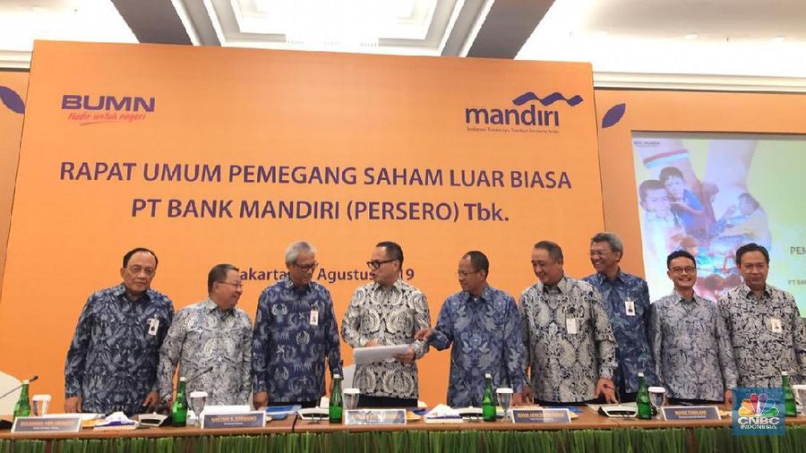 Apakah ada pergantian direksi Bank Mandiri simak liputannya secara langsung.