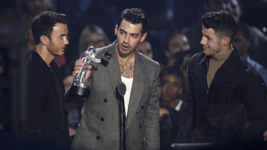 Taylor Swift dan Shawn Mendes termasuk 5 musisi dengan penghasilan tertinggi yang menjadi penampil di MTV Music Video Awards 2019.