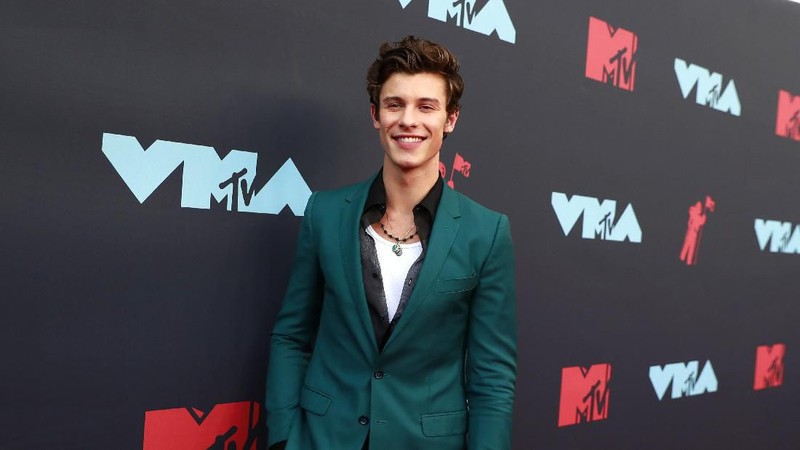 Taylor Swift dan Shawn Mendes termasuk 5 musisi dengan penghasilan tertinggi yang menjadi penampil di MTV Music Video Awards 2019.