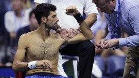 FOTO: Djokovic dan Federer Lolos ke Babak Ketiga US Open