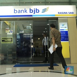 Sukses Terbitkan Obligasi, Saham Bank BJB Naik 1,27%