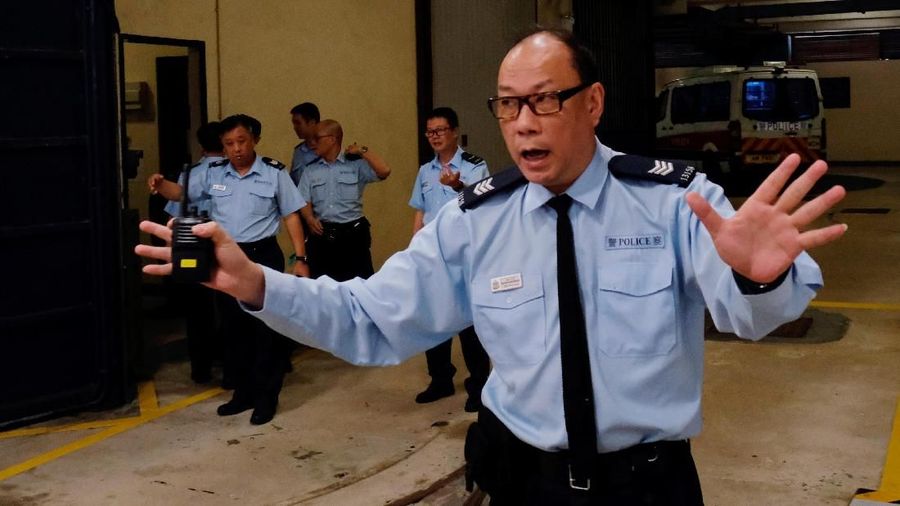 Milenial berusia 22 tahun ini merupakan salah satu pemimpin demonstrasi massa pro demokrasi di Hong Kong yang terjadi selama hampir 3 bulan ini.