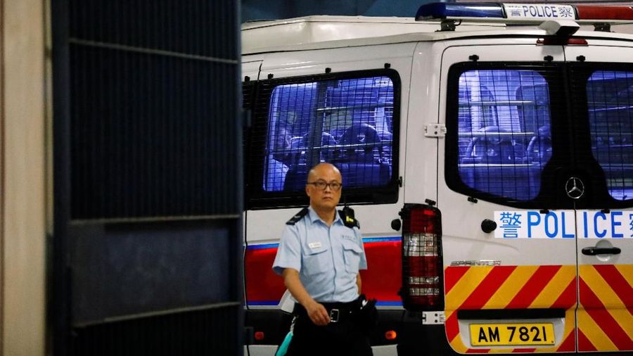 Milenial berusia 22 tahun ini merupakan salah satu pemimpin demonstrasi massa pro demokrasi di Hong Kong yang terjadi selama hampir 3 bulan ini.
