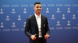 Utang Budi Soal Burger, Ronaldo Cari Wanita Bernama Edna