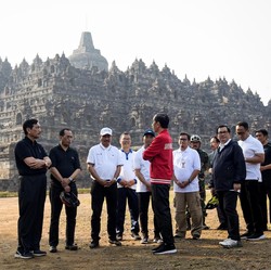 Global Bergejolak, Jokowi Ingin Pariwisata Jadi 'Penyelamat'