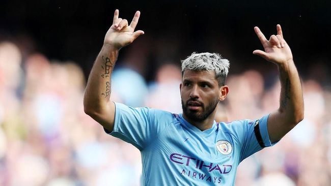 Aguero Kejar Rekor Van Nistelrooy